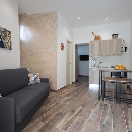 Gianbri Apartment Палермо Екстериор снимка
